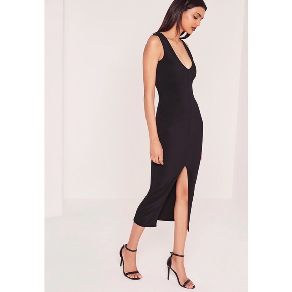 Missguided Dresses & Skirts - Plunge Front Split Dress